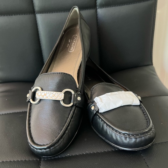 COACH LEATHER LOAFERS, SIZE 8.5 - Picture 2 of 8
